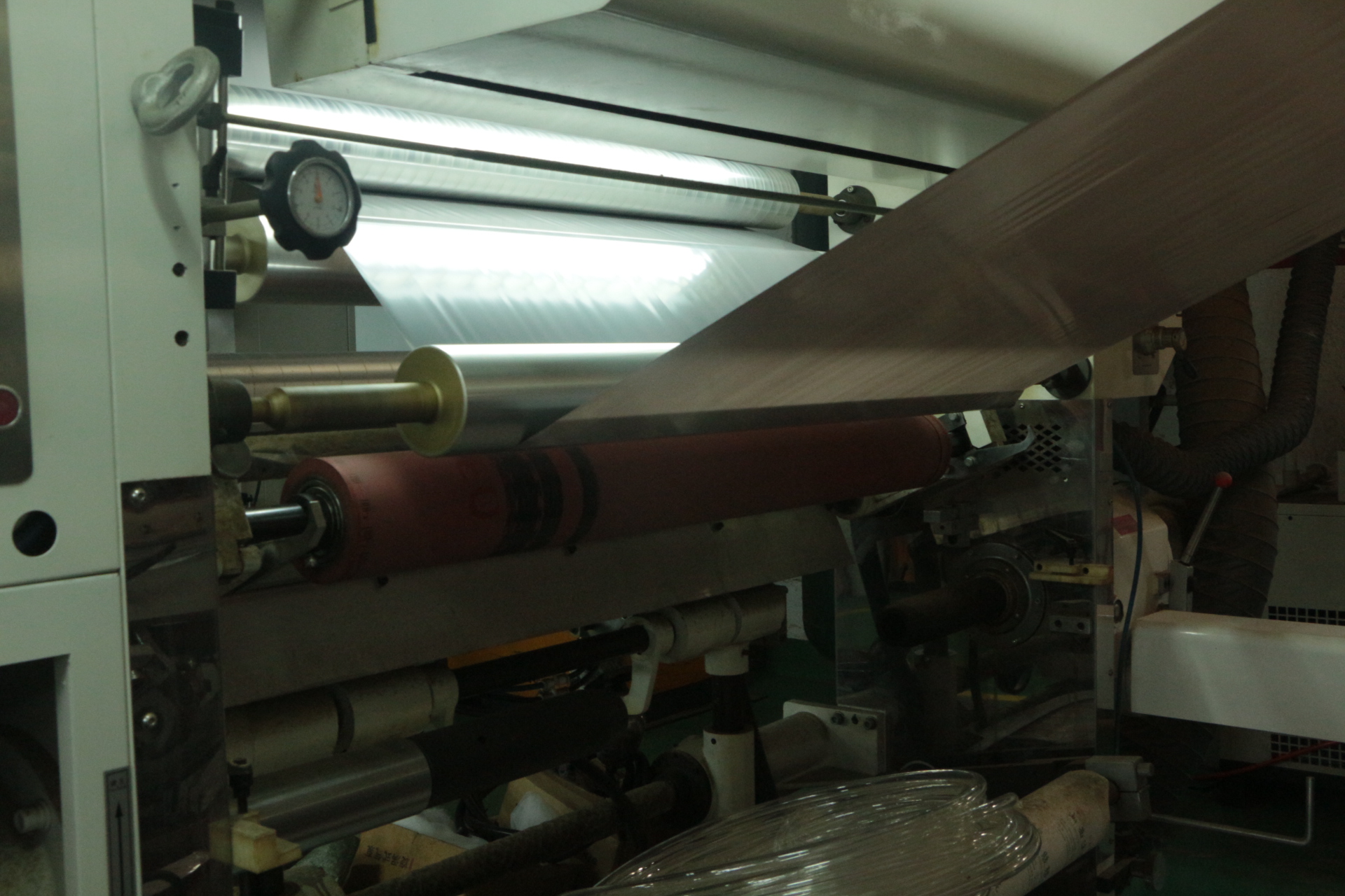 平達利印刷生產線